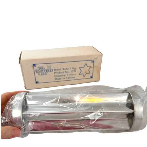 Pampered Chef Bread Tube New in Box Star Heart Discontinued Set of 2 Vintage - Picture 14 of 16